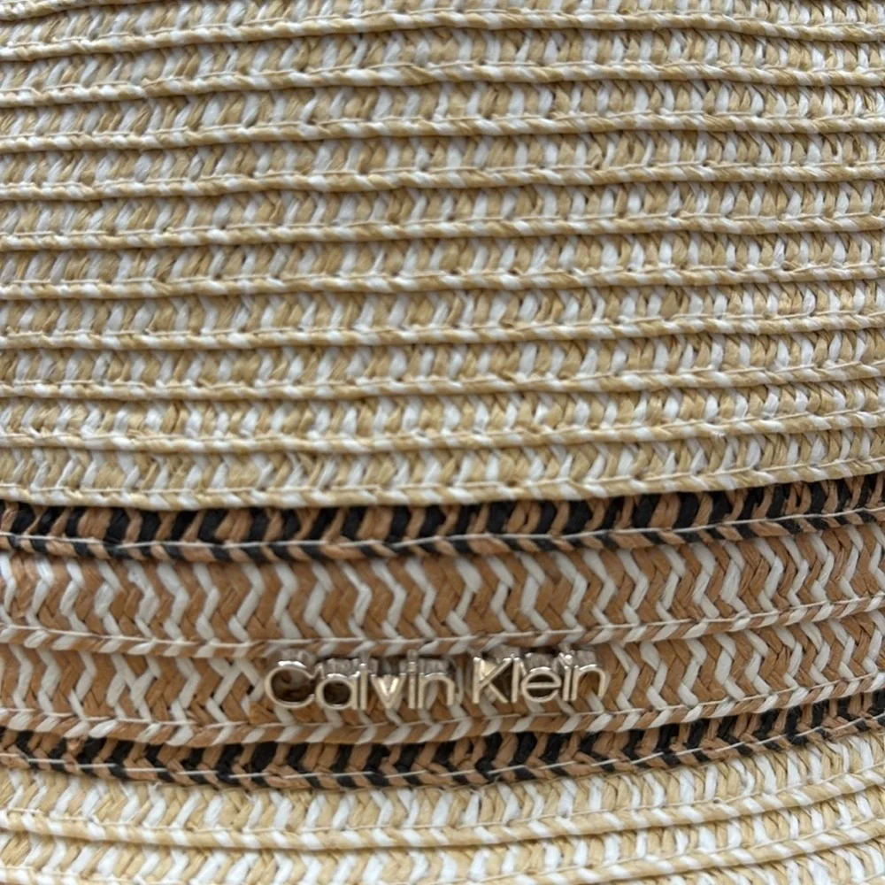 Calvin Klein Stylish Straw Fedora Hat